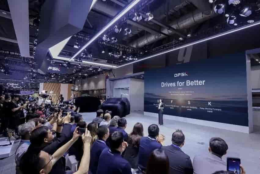 DFSK Perkenalkan DFSK E5 PLUS Versi Setir Kanan (Right-Hand Drive/RHD)