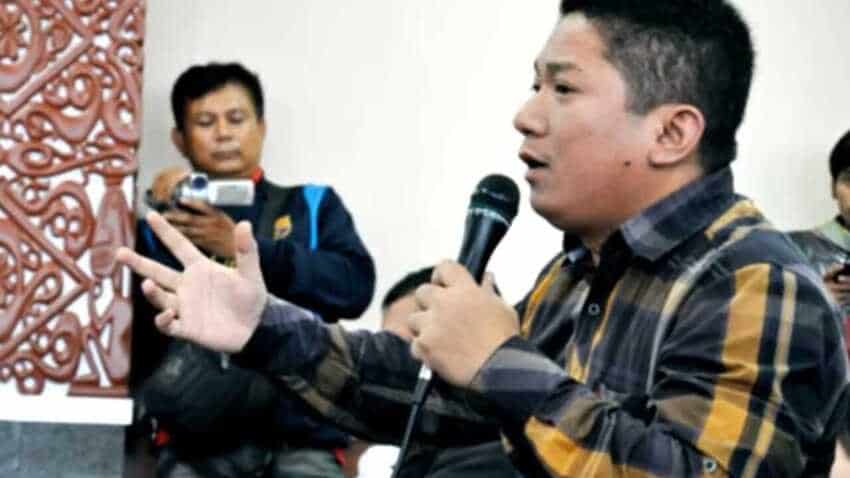 Teori-Teori Politik Sebagai Analisa Berfikir Oleh Syafrudin Budiman SIP