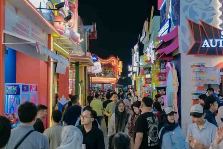 Pengunjung Bisa Masuk Gratis ke Jakarta Fair 2026, Berikut Kategori dan Syaratnya