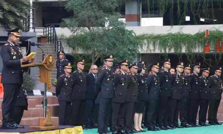 Peringati Hari Lahir Pancasila, Polres Metro Jakarta Barat Gelar Upacara Bendera