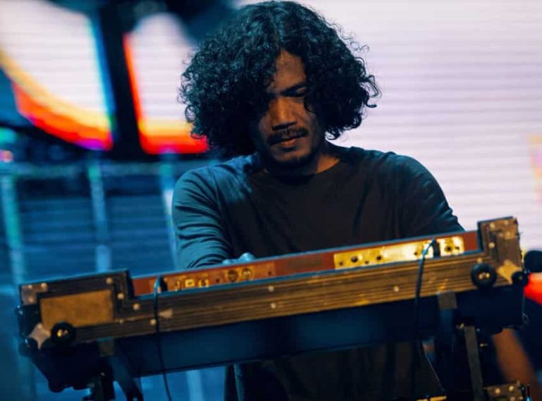Eks Gitaris Efek Rumah Kaca, Reza Ryan Perkenalkan Proyek Solo Kantusfirmus Lewat Single "Bintang Magnolia"