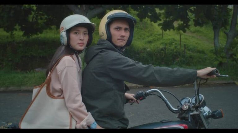 Akankah 'Dan Bandung' Menjadi 'The Next Dilan'? Mengintip Proyek Romansa Teranyar Pidi Baiq dan Rudi Soedjarwo yang Tayang Agustus Ini