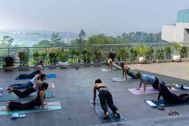Swiss-Belresort Dago Heritage Celebrates International Wellness Day with Exclusive International Yoga Retreat: Singapore X Bandung