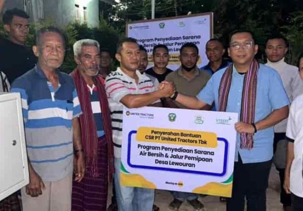 United Tractors Membangun Akses Air Bersih bagi Warga Desa Persiapan Lewouran, NTT