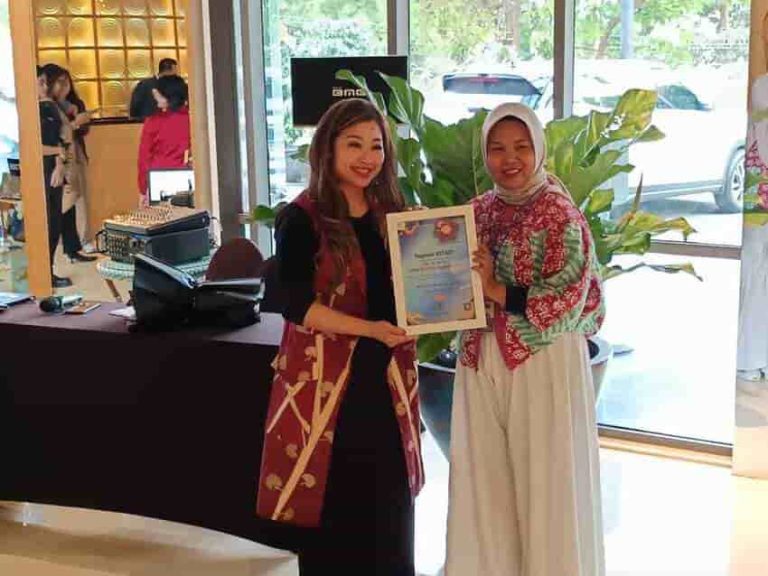 THE 1O1 Jakarta Sedayu Darmawangsa Rayakan HUT ke-81 RI Lewat Fashion Show Inklusif  & Kolaborasi UMKM Berkelanjutan