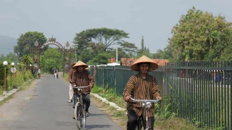 Sukses Kembangkan Potensi Budaya & Wisata, Desa Sejahtera Astra Bugisan Binaan PT Astra International Tbk Dikunjungi Wakil Menteri PPPA