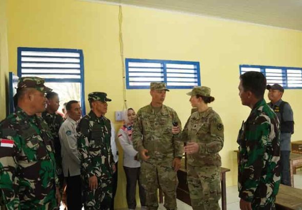 TNI AD Bersama US Army Renovasi SDN 04 Peracak, Wujud Nyata Kerja Sama dan Kepedulian Terhadap Dunia Pendidikan