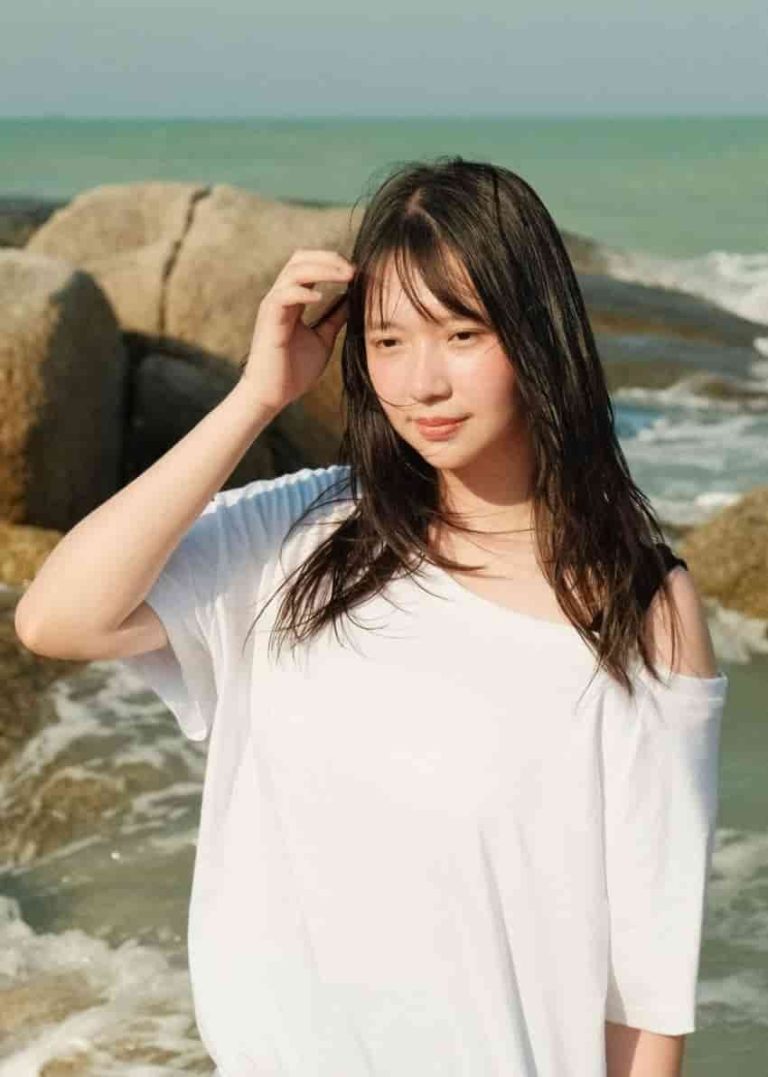 Shenyliega Berbicara Kepada Dirinya di Masa Lalu Lewat Single "Tak Semua Harus Sempurna"