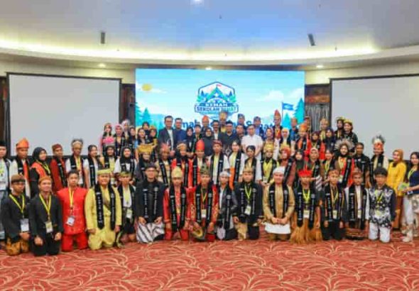 Kolaborasi United Tractors dan Kemendikdasmen Hadirkan Kemah Sekolah Sehat untuk Anak Indonesia Hebat