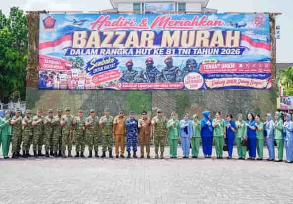 TNI Hadir Membawa Manfaat Ekonomi, Bazar Murah Semarakkan HUT ke-81
