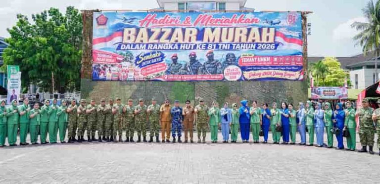 TNI Hadir Membawa Manfaat Ekonomi, Bazar Murah Semarakkan HUT ke-81