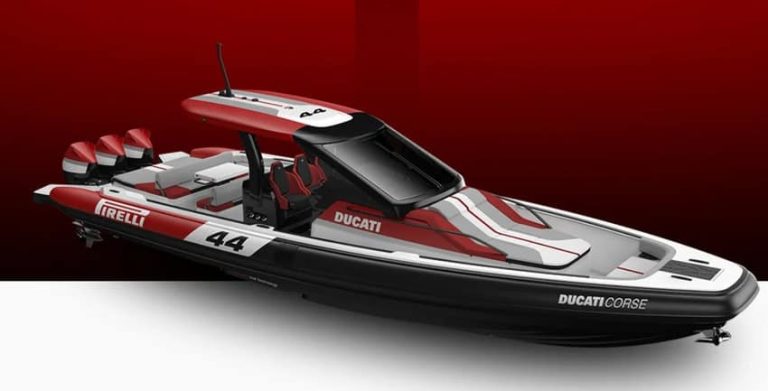 Ducati, Pirelli & SACS Marine Perkenalkan PIRELLI 44 Ducati Edition