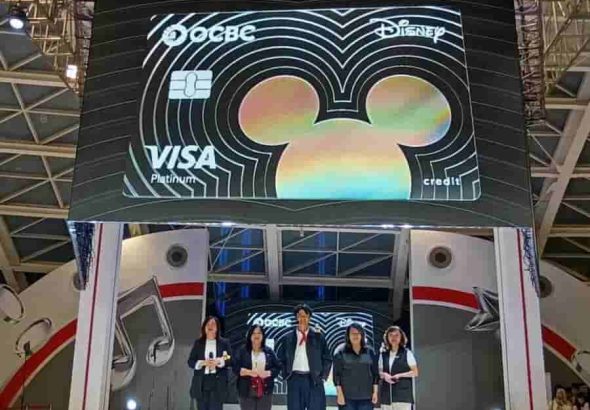 OCBC Menambah Koleksi Rangkaian Kartu Disney dengan Kartu Kredit OCBC Nyala Platinum edisi Mickey Mouse