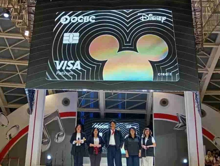 OCBC Menambah Koleksi Rangkaian Kartu Disney dengan Kartu Kredit OCBC Nyala Platinum edisi Mickey Mouse