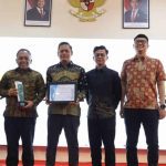 United Tractors Soroako Raih Best National Contractor PT Vale Indonesia