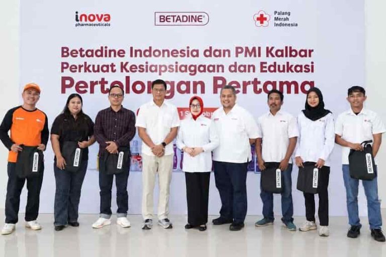 Betadine Indonesia Bersama PMI Kalbar Perkuat Kesiapsiagaan dan Edukasi Pertolongan Pertama