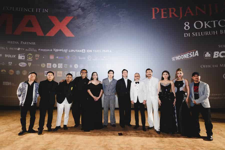 Film Kuasa Gelap: Perjanjian Darah Jadi Film Nomor 1 & Terlaris Saat Ini! Muncul Fenomena Group Booking Bioskop