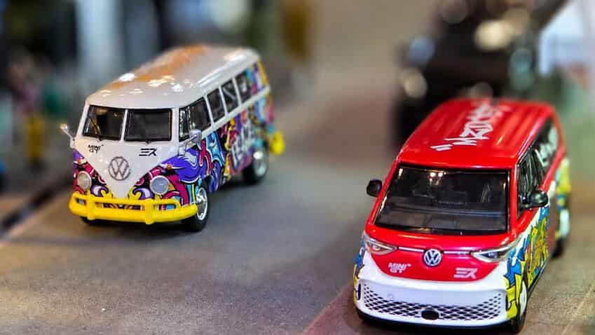 Terinspirasi Kolaborasi MINI GT x Mizu Diecast, Volkswagen ID. Buzz Hadir dalam Ukuran Nyata di IMX 2026