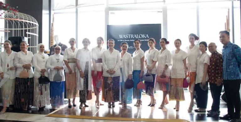 Wastraloka Brings Together Fashion, Culinary, and Inclusivity at Vertu Harmoni Jakarta