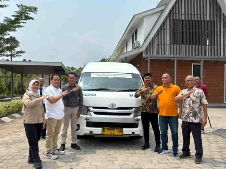Armada DAMRI Hadir Bagi Warga Pandeglang Menuju Bandara Internasional Soekarno-Hatta