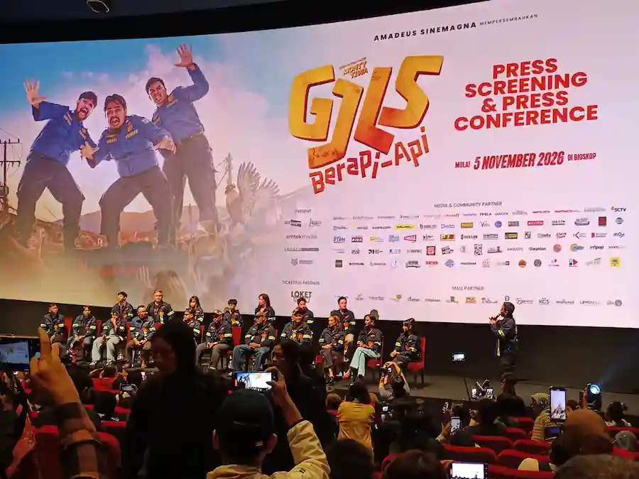 Gala Premiere GJLS: Berapi-Api di Epicentrum XXI Hadirkan Damkar Asli dan Bus Interaktif