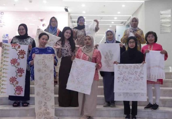 Kreasikan Gaya Lewat Seni Tradisi: Novotel Jakarta Cikini Rayakan Hari Batik