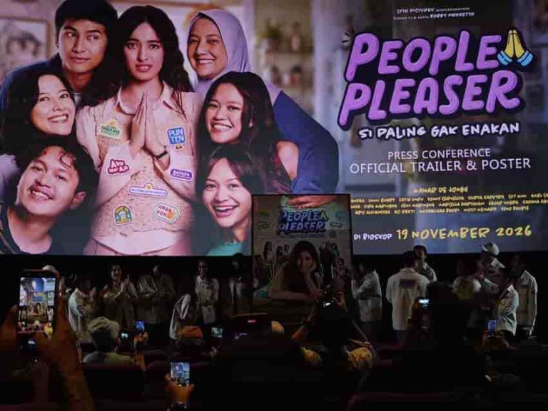 Capek Banget Selalu Bilang ‘Iya’? LYTO Pictures Rilis Trailer Film ‘People Pleaser’